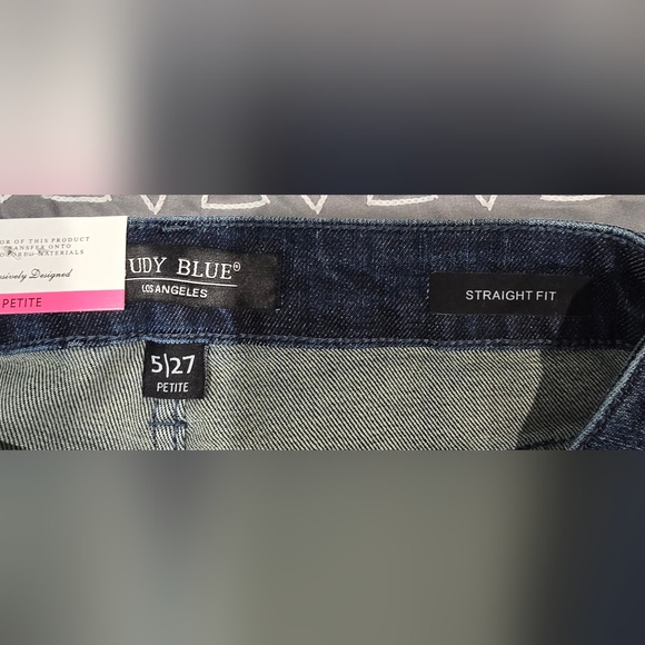 Judy Blue Midrise Tummy Control Straight Leg Jeans Size 5/27 Petite - Picture 8 of 9